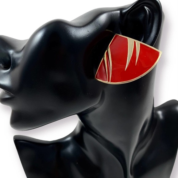 Vintage large red and gold enamel triangle earrings - Picture 4 of 11